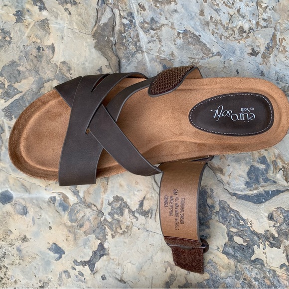 Eurosofft by Sofft brown womens sandals - Picture 4 of 6